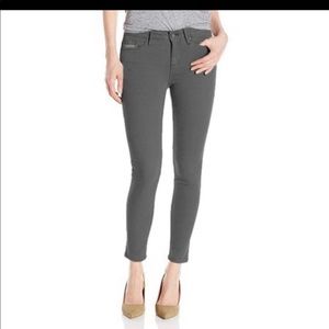 🛍️ New Calvin Klein Grey Mid Rise Skinny Pant